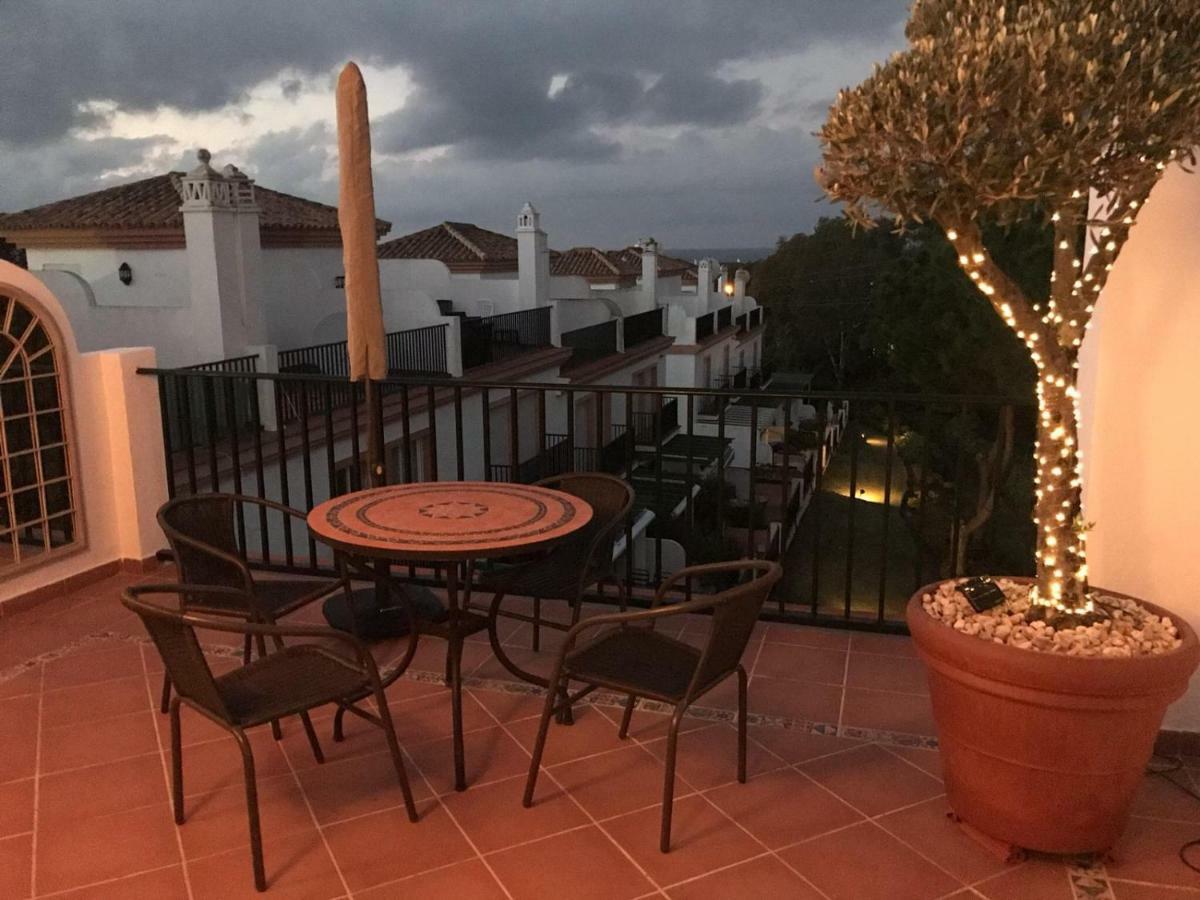 Lomas De Cabopino Сasa de vacaciones Marbella